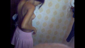 Shower Voyeur