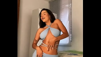 Sexy baile morena