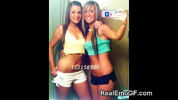 Sexy Emo Teen GFs!